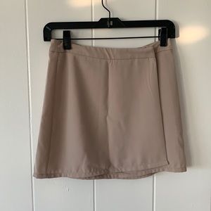 Beige Skort/ Skirt Forever21 Size Small
